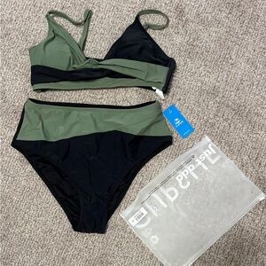 Cupshe Black & Eucalyptus Bikini Set - NWT